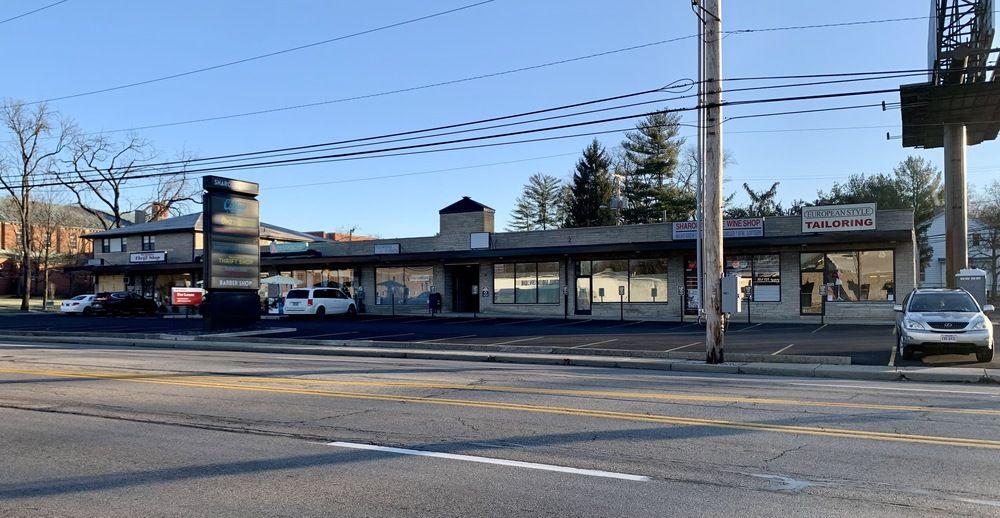 Sharon Square: 5588 - 5590 N. High St., Worthington, OH 43085